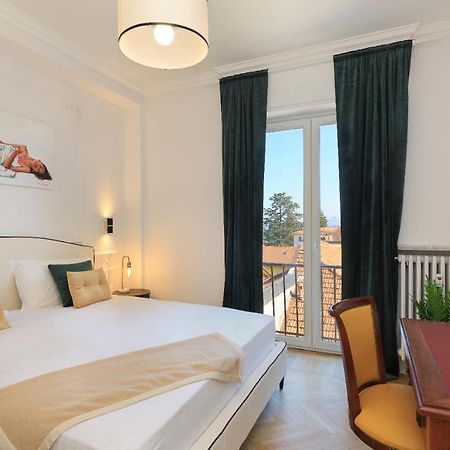 Apartamento Iris Apartment Леза Екстериор снимка